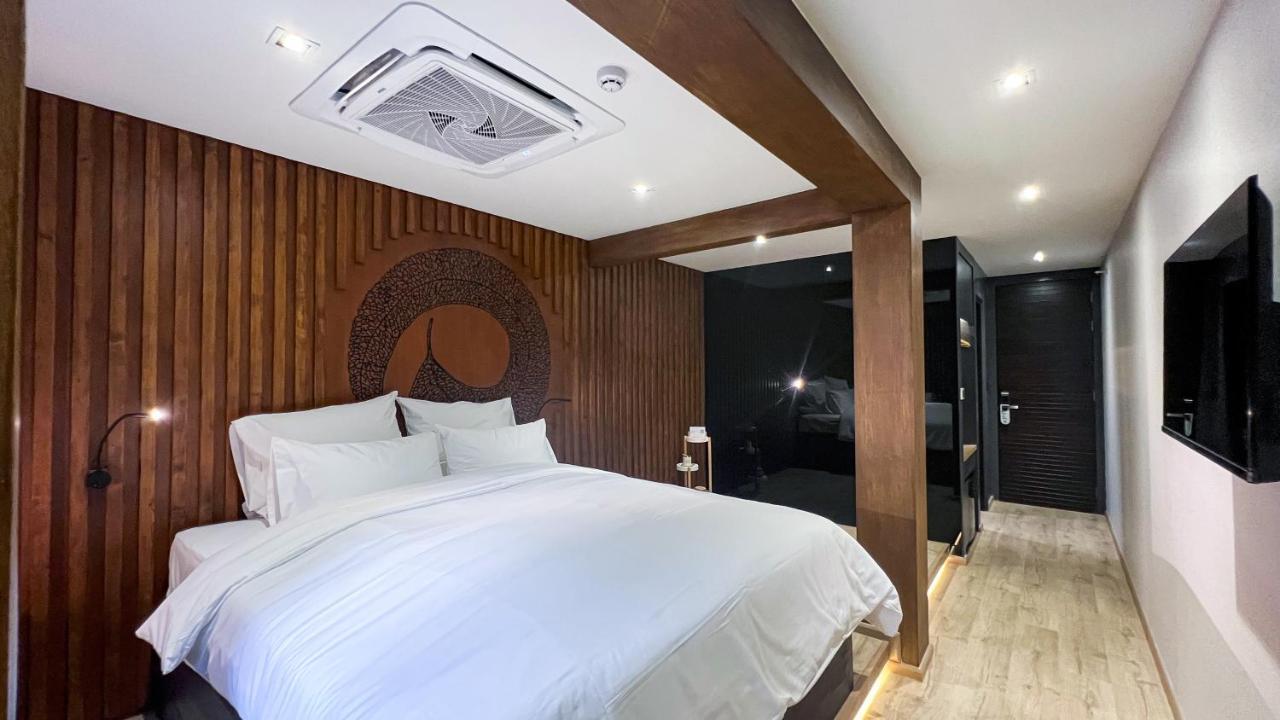 The Nhorm Hotel Ratchada بانكوك المظهر الخارجي الصورة